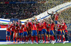 迪马济奥：斯维拉尔认为罗马提供的新合同和预期相差甚远.